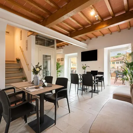 Casa Falorni - 1, Raffaello, Bilocale Apartman
